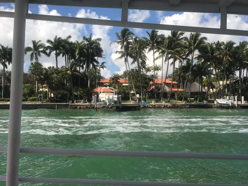 image n.19 of Miami Biscayne Bay: Hop-on Hop-off Boat Cruise activity in Miami, uploaded by supplier