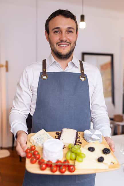 Image N°6 de Tour de France des fromages et des vins avec Tasty Games activité à Paris, publiée par le prestataire