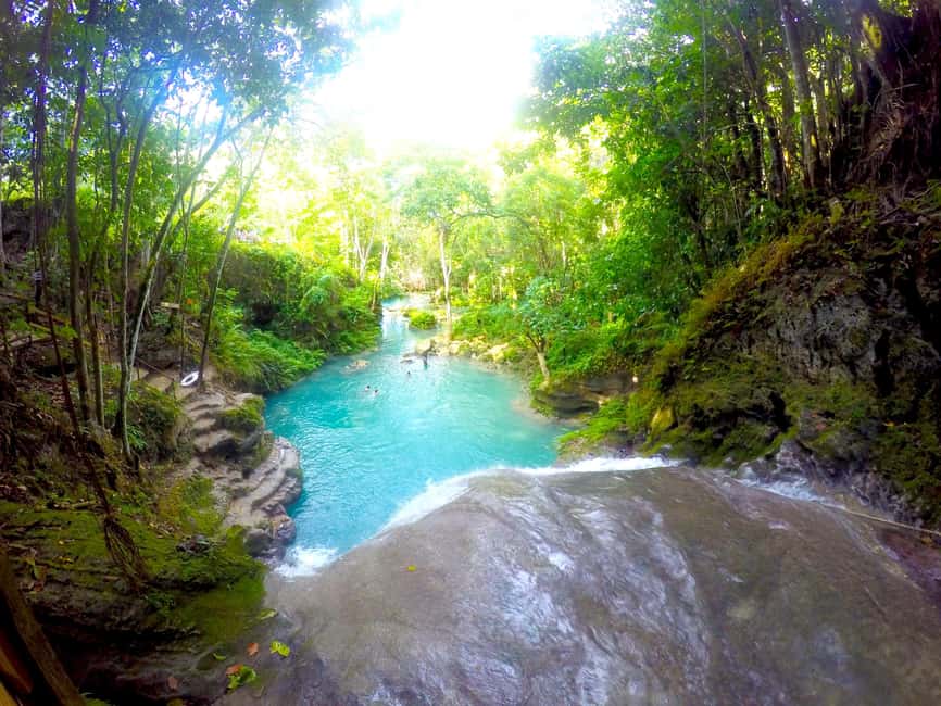 imagem n.5 de Ocho Rios: White River Jungle Zipline & Blue Hole Experience atividade em Clarendon, carregada pelo fornecedor