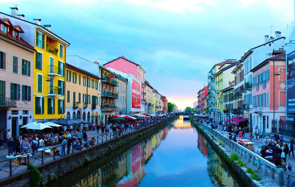 image n.8 of Milan: Navigli District Canal Boat Tour with Aperitivo activity in Milan, uploaded by supplier