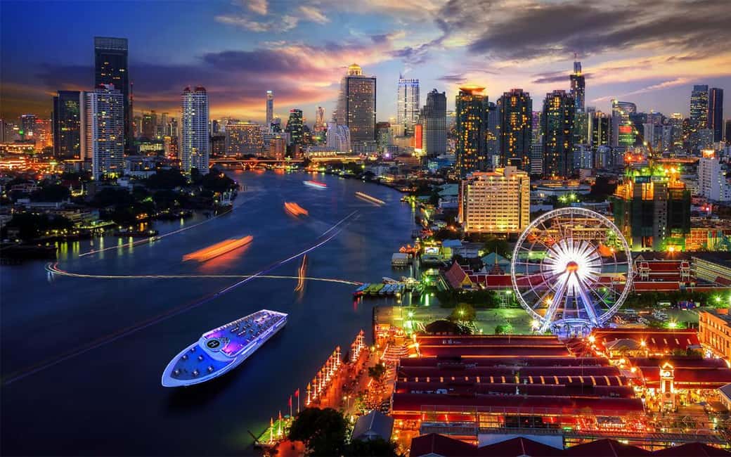 image n.11 of Bangkok: Luxury White Dinner Cruise with Free Flow Beer activity in Bangkok, uploaded by supplier