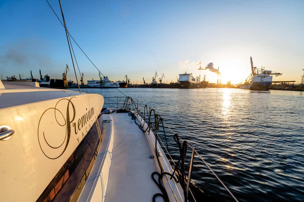 imagen n.º 5 de Gdansk/Sopot: Crucero privado en catamarán actividad en Gdansk, subida por el proveedor