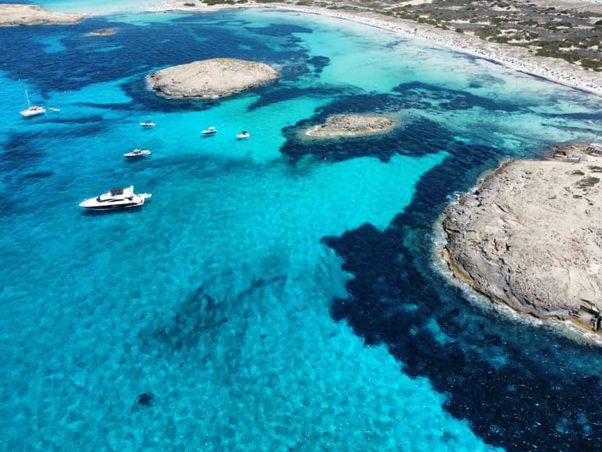 Image N°5 de Ibiza : Formentera, bateau tout compris, paddle, plongée avec tuba et déjeuner activité à Îles Baléares, publiée par le prestataire