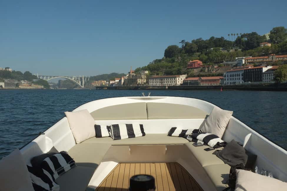 image n.6 of Porto: Douro River Boat Cruise with Port Wine Tasting activity in Foz do Douro, uploaded by supplier