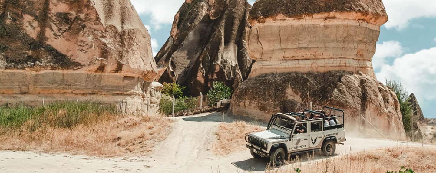 imagem n.6 de Capadócia: Jeep Safari Tour - Vales da Capadócia atividade em Avanos, carregada pelo fornecedor