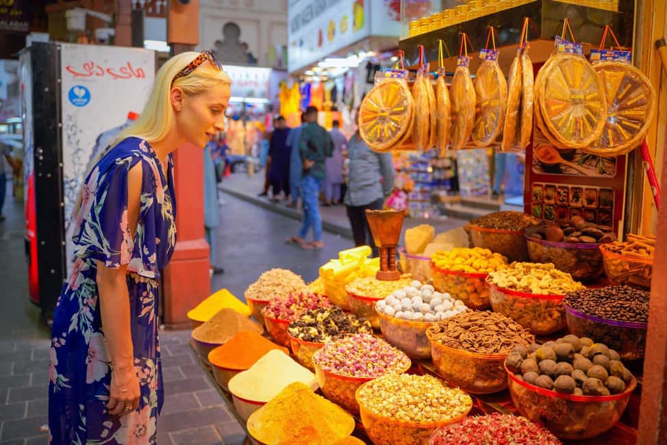 image n.8 of Old Dubai Guided Tour With Photographer: Souks & Street Food activity in Dubai, uploaded by supplier