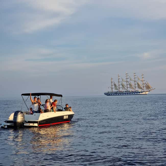 Immagine nº 13 di Orsera: Avventura al tramonto con osservazione dei delfini in motoscafo attività a Orsera, caricata dal fornitore