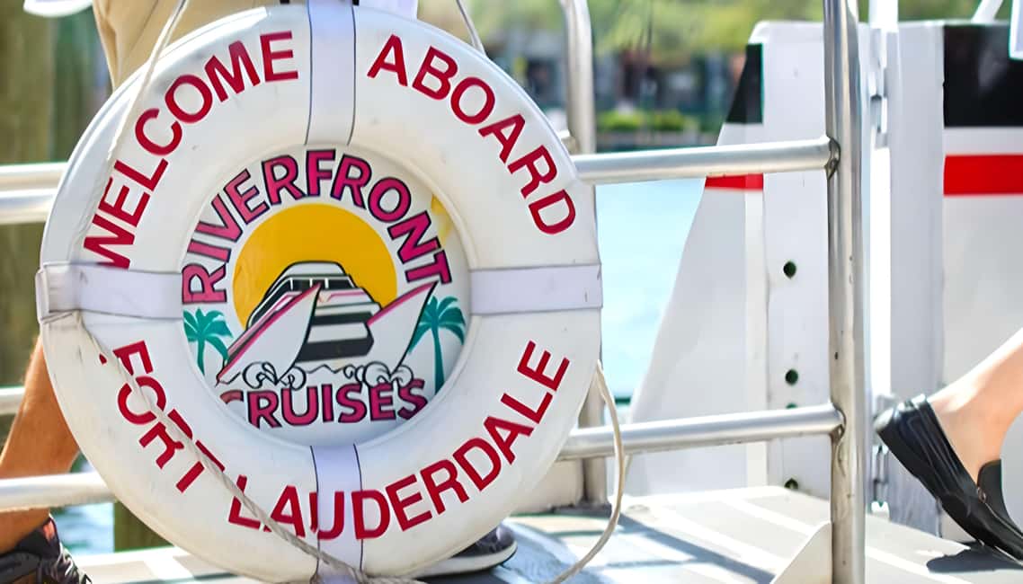 image n.4 of Fort Lauderdale: Millionaire's Row Cruise with Drinks activity in Fort Lauderdale, uploaded by supplier