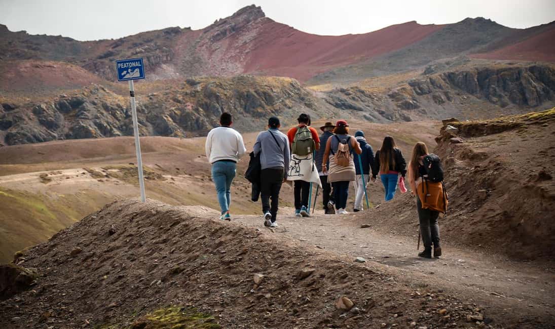 imagem n.29 de Cusco: Tour particular à Montanha Arco-Íris e ao Vale Vermelho atividade em Avanos, carregada pelo fornecedor