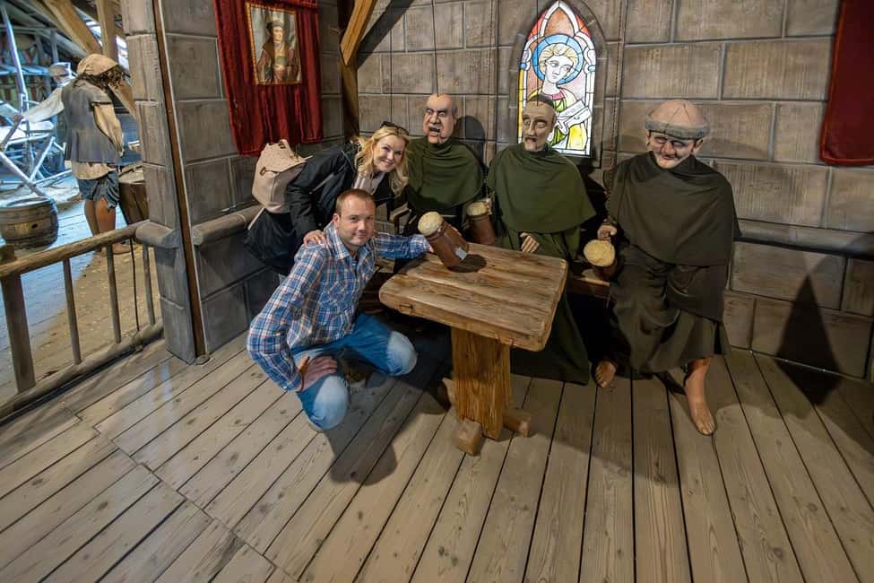 imagen n.º 15 de Desde Praga: Cena Medieval, Espectáculo, Castillo y Cervecería actividad en Detenice, subida por el proveedor