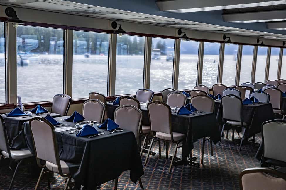 image n.3 of Lake Tahoe: Sunset Dinner Cruise activity in California, uploaded by supplier