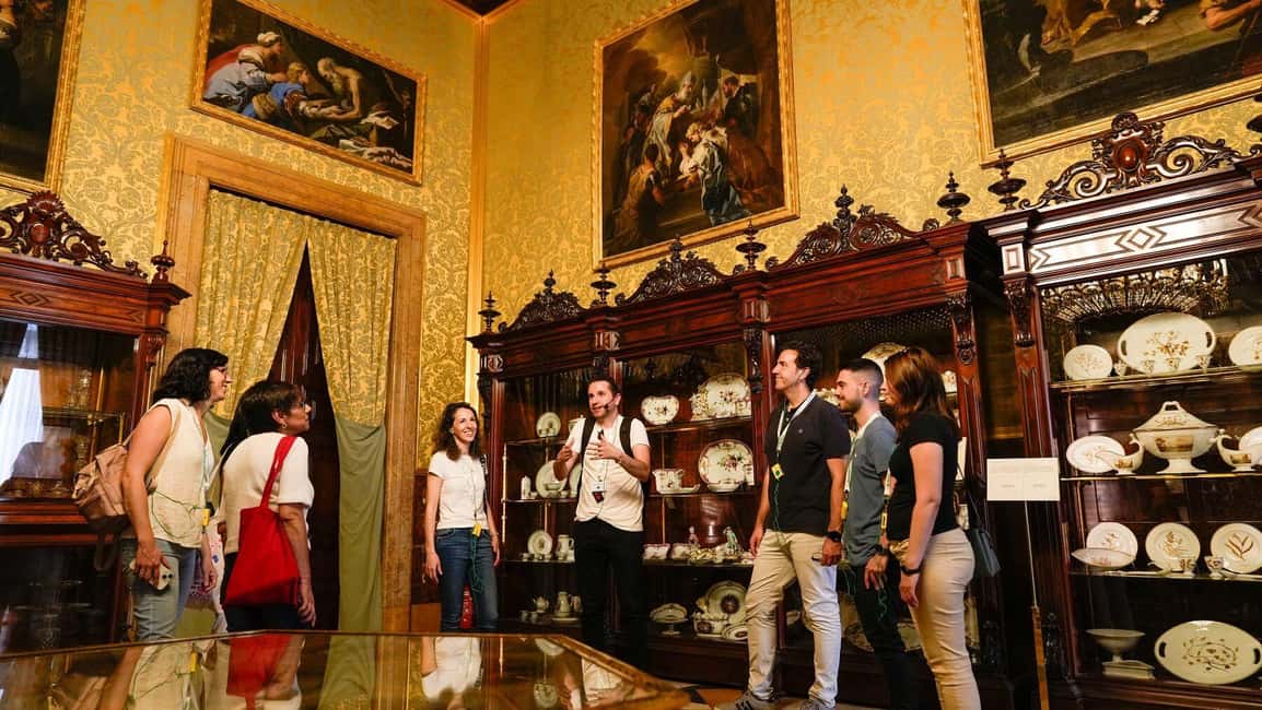 imagen n.º 7 de Madrid: Tour guiado del Palacio Real con ticket de entrada actividad en Madrid, subida por el proveedor