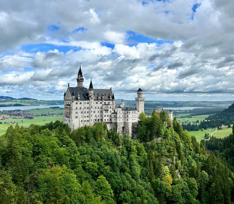 image n.7 of Neuschwanstein & Hohenschwangau Castle Entry Ticket activity in Schwangau, uploaded by supplier