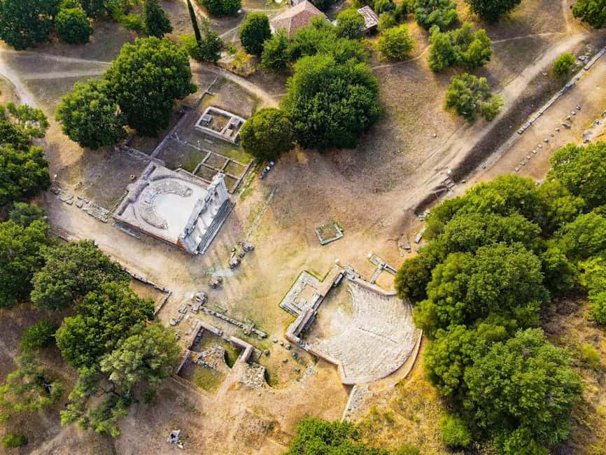 Immagine nº 7 di Da Valona: tour di un giorno a Zvernec, Apollonia e Berat attività a Berat, caricata dal fornitore