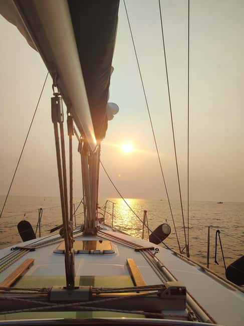 Immagine nº 3 di TRAMONTO - aperitivo su una barca a vela attività a Gallipoli, caricata dal fornitore