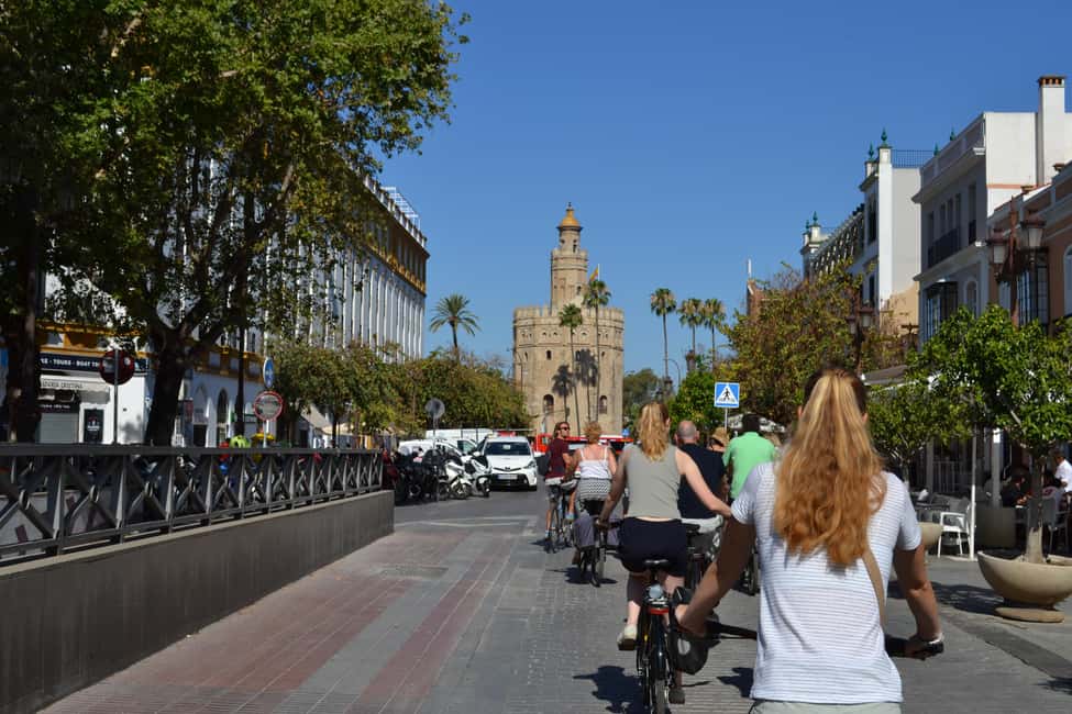 Image N°5 de Séville : Tour de ville à vélo ou en E-Bike activité à Séville, publiée par le prestataire