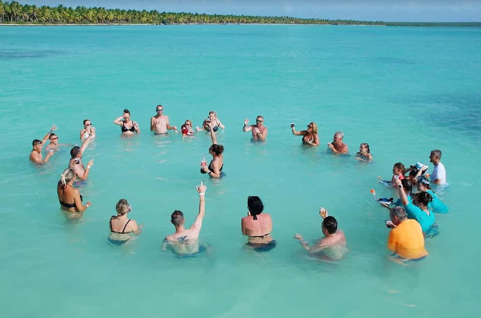 image n.4 of Saona Island: Beach & Natural Pool Small-Group Tour w/ Lunch activity in La Romana (Province), uploaded by supplier