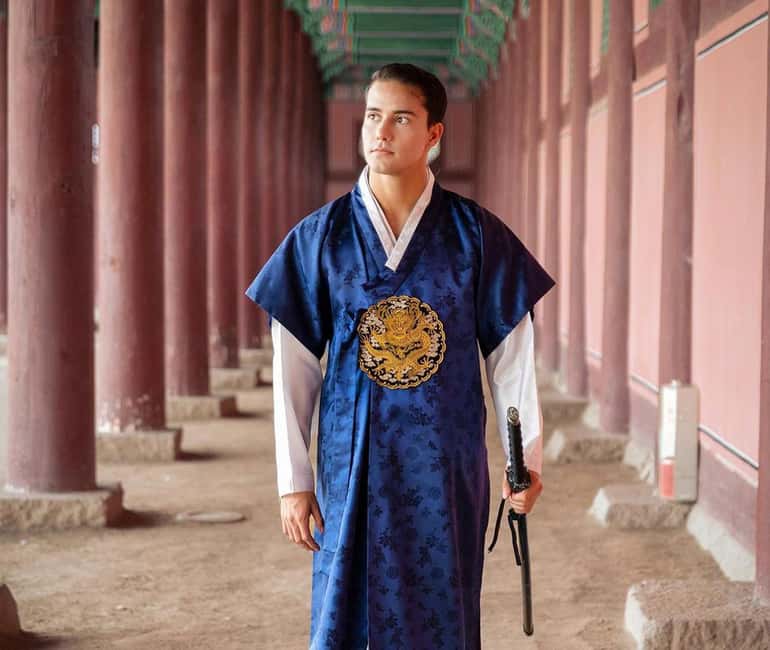 Image N°11 de Séoul : Location de Hanbok avec entrée au Palais Gyeongbokgung activité à Séoul, publiée par le prestataire