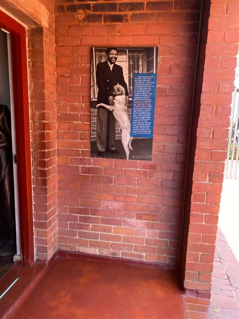 imagem n.42 de Joanesburgo: Excursão de 1 dia com o Soweto e o Museu do Apartheid atividade em Joanesburgo, carregada pelo fornecedor