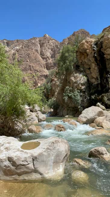 Immagine nº 18 di Muscat: escursione di un'intera giornata a Wadi Shab, grotta romantica e sinkhole attività a Regione al-Sharqiyya, caricata dal fornitore