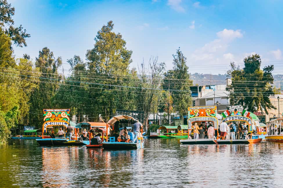 image n.33 of CDMX: Xochimilco, Coyoacan, Frida Kahlo Museum & Murals Tour activity in Mexico City, uploaded by supplier