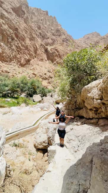 Immagine nº 56 di Muscat: escursione di un'intera giornata a Wadi Shab, grotta romantica e sinkhole attività a Regione al-Sharqiyya, caricata dal fornitore