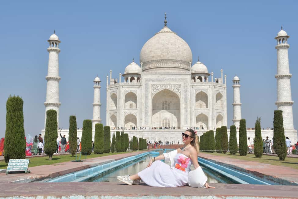 image n.1 of From Delhi: Taj Mahal Sunrise, Baby Taj & Agra Fort Day Tour activity in Agra, uploaded by supplier