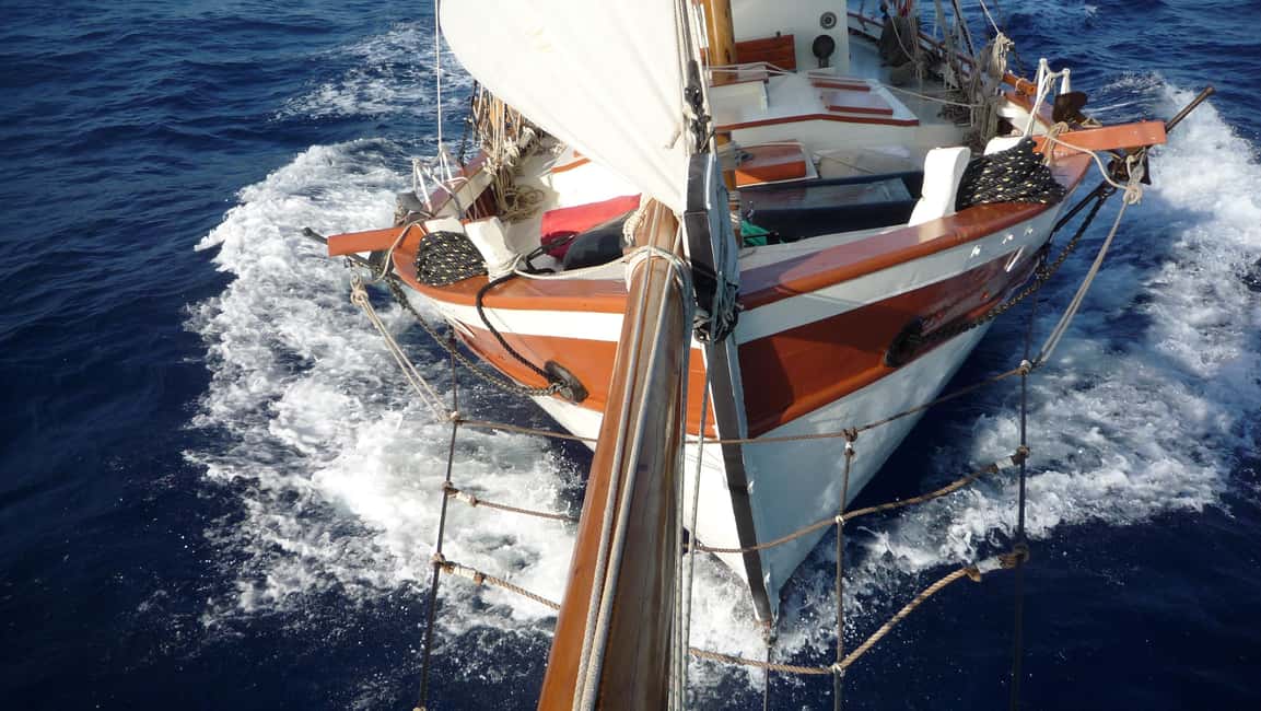afbeelding n.4 van Corfu: Cruise bij zonsondergang op een traditioneel houten zeiljacht activiteit in West-Griekenland, geüpload door aanbieder