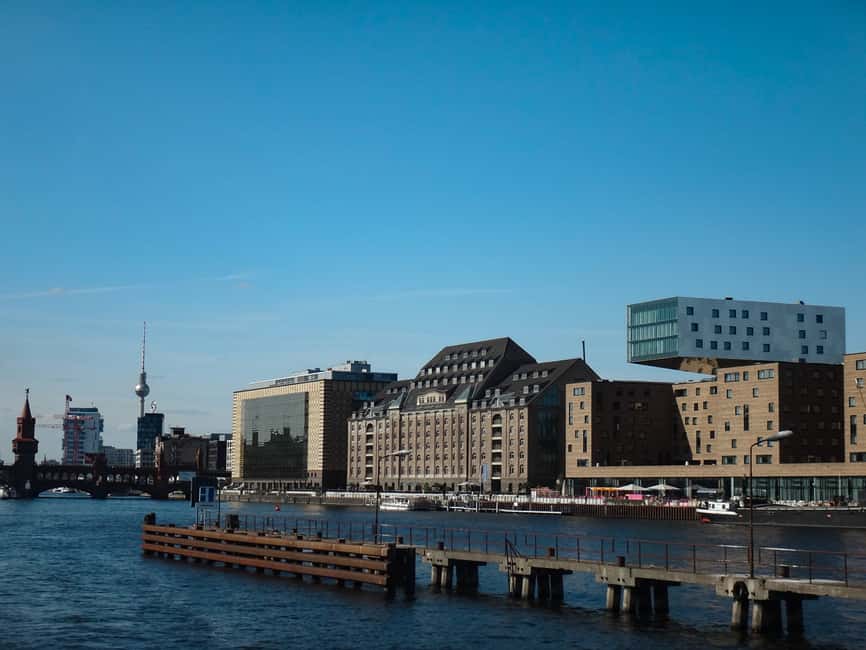 imagen n.º 6 de Berlín: Crucero de 2,5 horas en barco por el lado Este con comentarios actividad en Berlín, subida por el proveedor