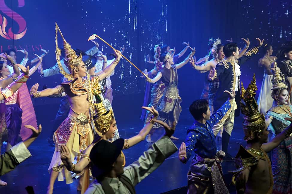 image n.7 of Bangkok: Royal Galaxy Dinner Cruise with Siam Fantasy Show activity in Bangkok, uploaded by supplier