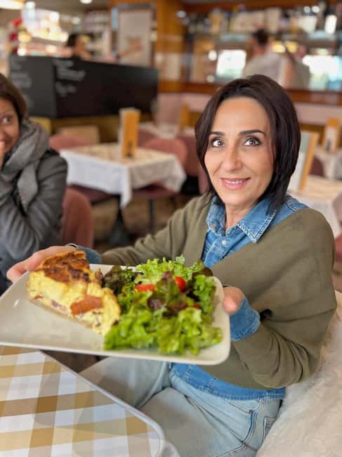 imagem n.2 de Avignon: Passeio a pé guiado por comida e vinho no distrito histórico atividade em Avignon, carregada pelo fornecedor