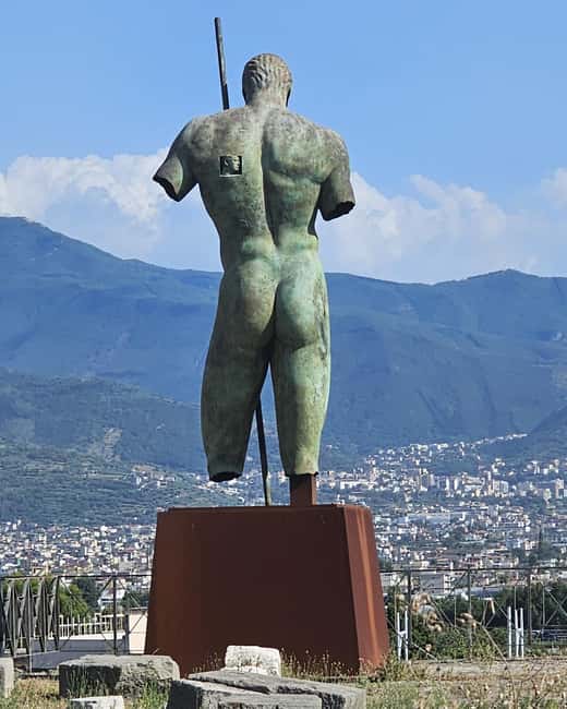 image n.7 of Pompeii: Tour with Archaeologist Guide & Skip-the-Line Entry activity in Pompei, Campania, uploaded by supplier