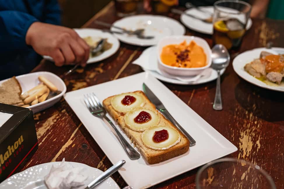 bild nr.4 av Málaga: Traditionell andalusisk tapas- och vintur aktivitet i Málaga, uppladdad av arrangören