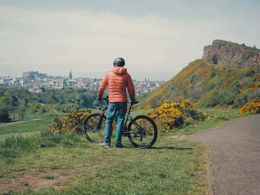 Immagine nº 1 di Edimburgo: tour in e-bike con viste panoramiche attività a Edimburgo, caricata dal fornitore