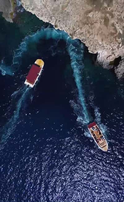 image n.17 of Syracuse: Ortigia Island and Sea Caves Boat Tour activity in Syracuse, uploaded by supplier