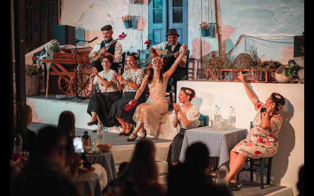 image n.19 of Santorini: The Greek Wedding Show activity in Fira, uploaded by supplier