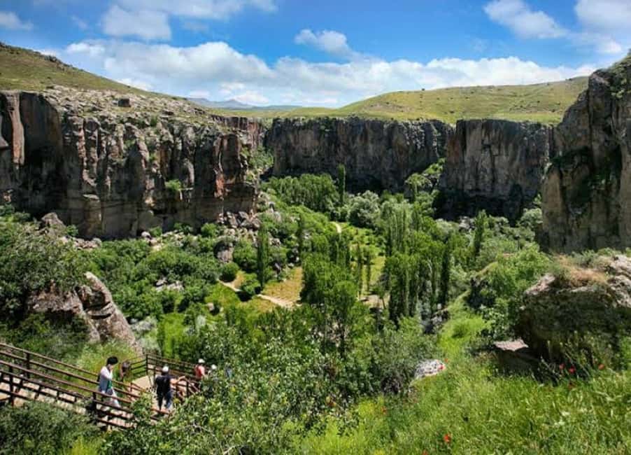 Kaymaklı içindeki Kapadokya: Öğle Yemeği ve Otel Karşılama ile Yeşil Tur etkinliğinin tedarikçi tarafından yüklenen 2 no'lu görseli