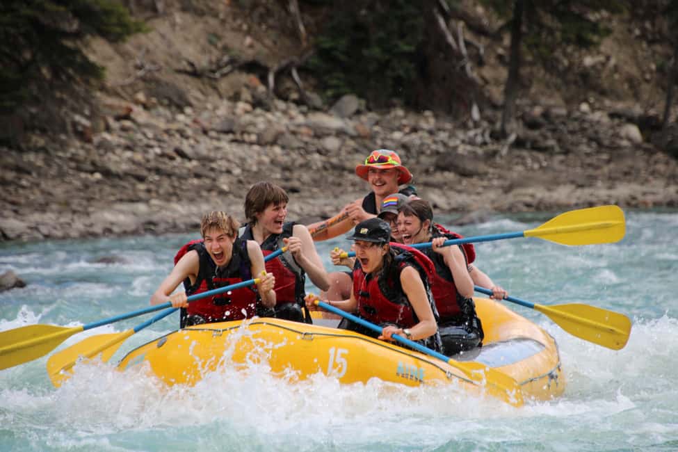 imagem n.8 de Parque Nacional de Jasper: Rafting de 2 horas em águas brancas atividade em Colúmbia Britânica, carregada pelo fornecedor