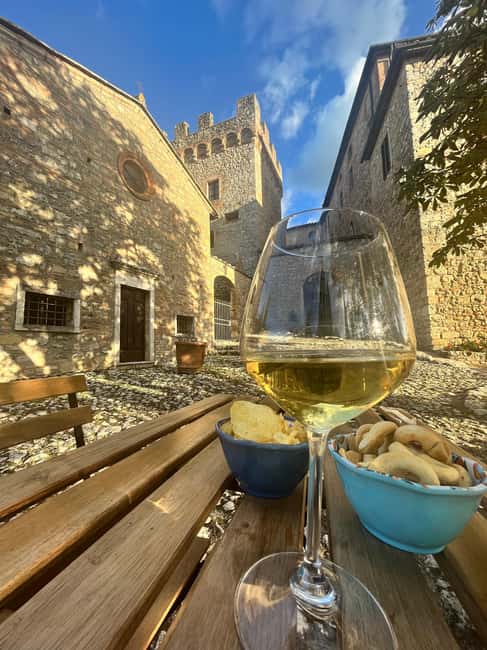 Immagine nº 4 di Aperitivo al castello attività a Monteriggioni, caricata dal fornitore