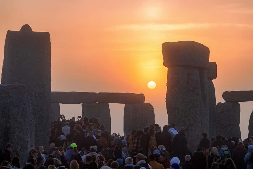 Obraz nr 3 z atrakcji Z Londynu: Stonehenge Summer Solstice Sunrise Tour w Amesbury, przesłany przez organizatora