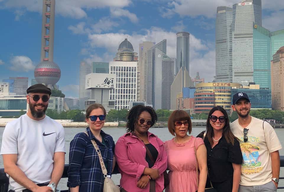 Image N°5 de Visite en bus du jardin Yu, de la vieille rue, du Bund et de la ville lacustre de Zhujiajiao activité à Shanghaï, publiée par le prestataire