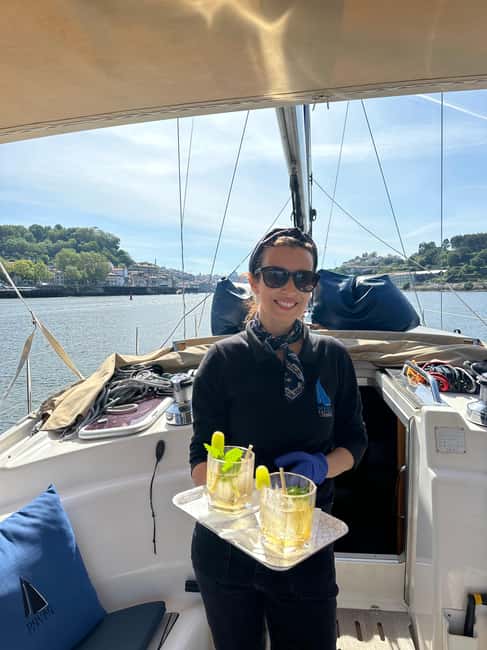 imagem n.32 de Porto: Cruzeiro de charme em veleiro com vinho do Porto, opção de pôr do sol atividade em São Pedro da Afurada, carregada pelo fornecedor