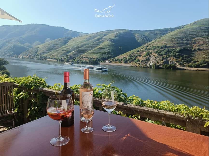 imagem n.4 de Vale do Douro: Tour Vinícola Quinta do Tedo c/ Degustação atividade em Região do Norte, Portugal, carregada pelo fornecedor