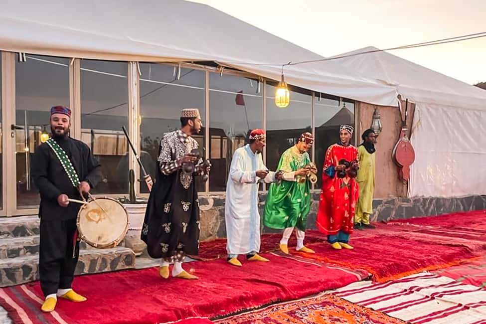 Immagine nº 13 di Fuga nel deserto di Agafay: Cena al tramonto e giro in quad/cammello attività a Marrakech, caricata dal fornitore
