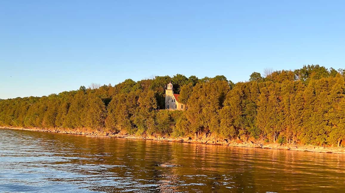 image n.2 of Fish Creek, WI: Sunset Live Music Cruise activity in Fish Creek, uploaded by supplier