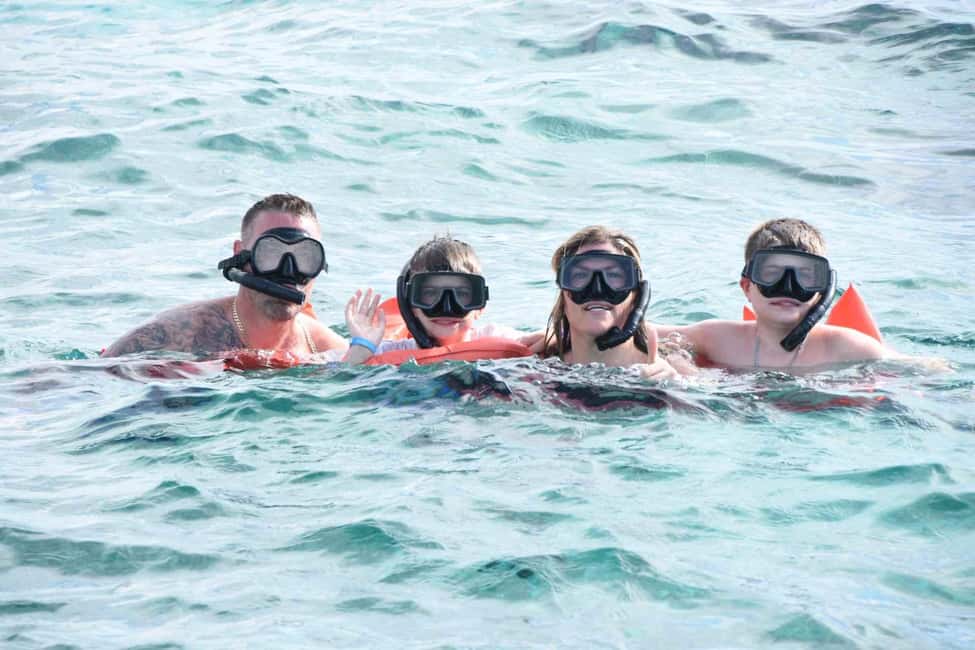 imagem n.14 de Catamarã Negril: Passeio matinal, mergulho com snorkel, DJ e Rick's Cafe atividade em Negril, carregada pelo fornecedor
