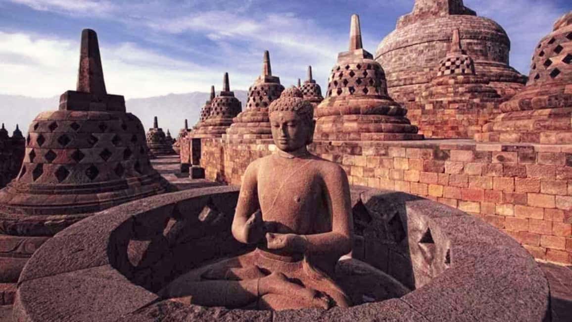 image n.5 of Yogyakarta: Sunrise setumbu, Borobudur and Prambanan Tour activity in Yogyakarta, uploaded by supplier