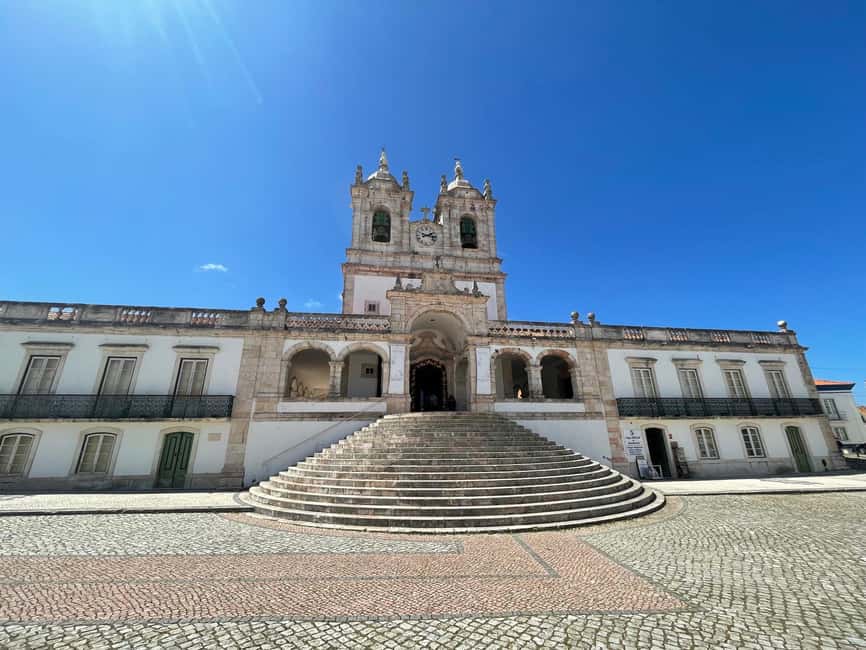 imagem n.9 de Visita a Fátima, Batalha, Nazaré e Óbidos atividade em Fátima, Portugal, carregada pelo fornecedor
