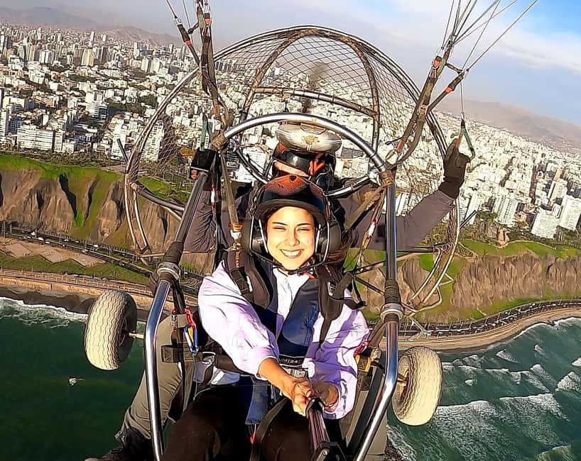 image n.8 of Lima: Paragliding Flight Over Costa Verde activity in Lima, uploaded by supplier