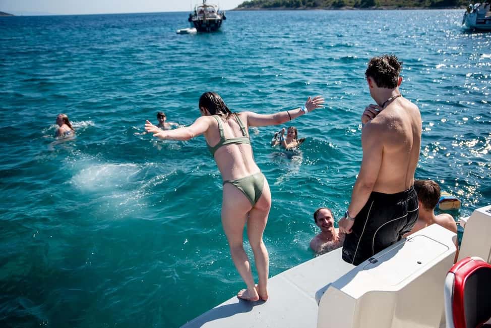 imagem n.15 de Split: Lagoa Azul e passeio de lancha pelas 3 ilhas atividade em Dalmácia, carregada pelo fornecedor